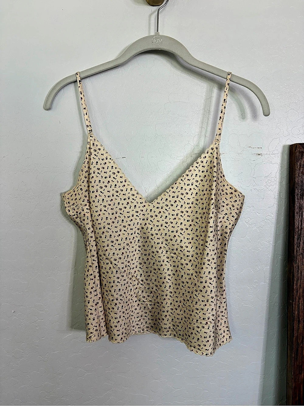 Doen Floral Silk Camisole in Cream Size Small Like New